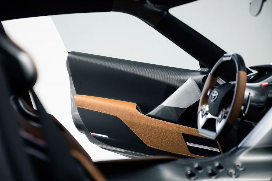  Toyota FT-1 Graphite Concept 2014 года  (фото 19 из 25)